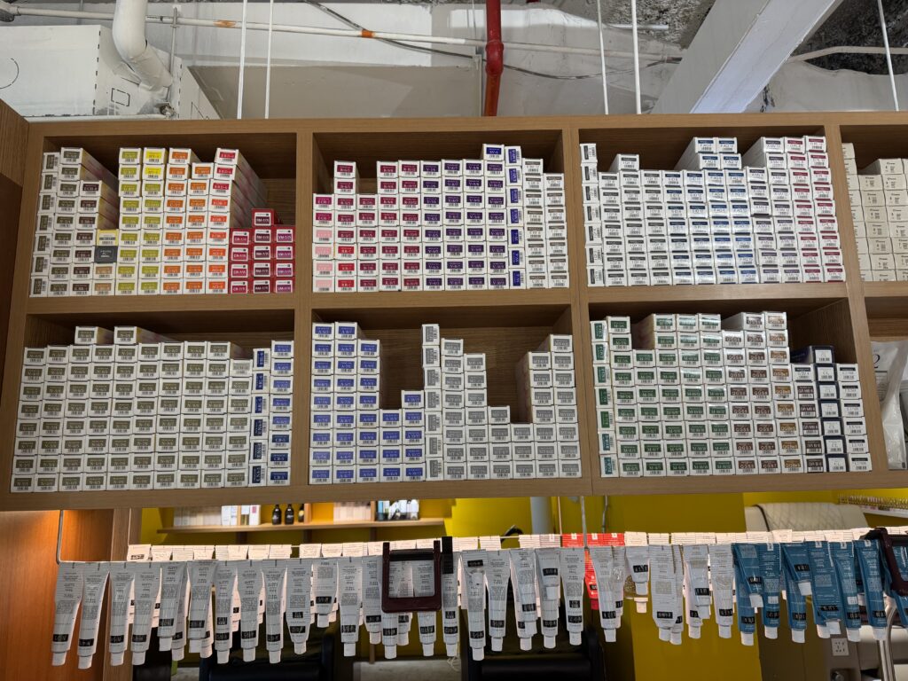 【Hoyu Pro Master Color – Grey Blending & Creative Color】 1 Hoyu Pro Master professional hair color system for grey blending at Japanese hair salon in Singapore