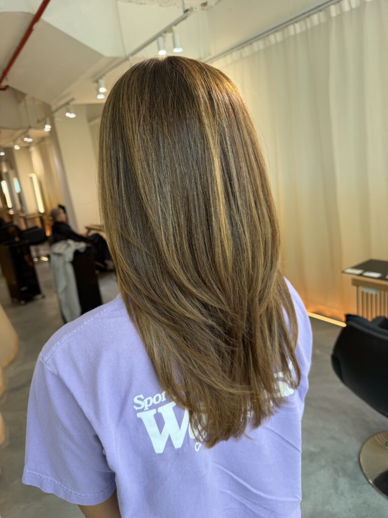 Blonde beige highlights face framing Singapore long hair layered haircut natural dimension Japanese hair salon Singapore Clarke Quay Chinatown low damage plex highlights