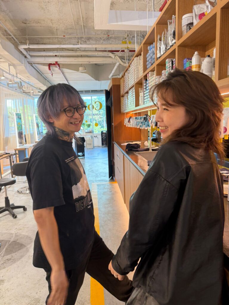 bleach specialist Singapore hair consultation Japanese hair salon Clarke Quay Chinatown low damage bleach highlights Asian hair expert consultation
