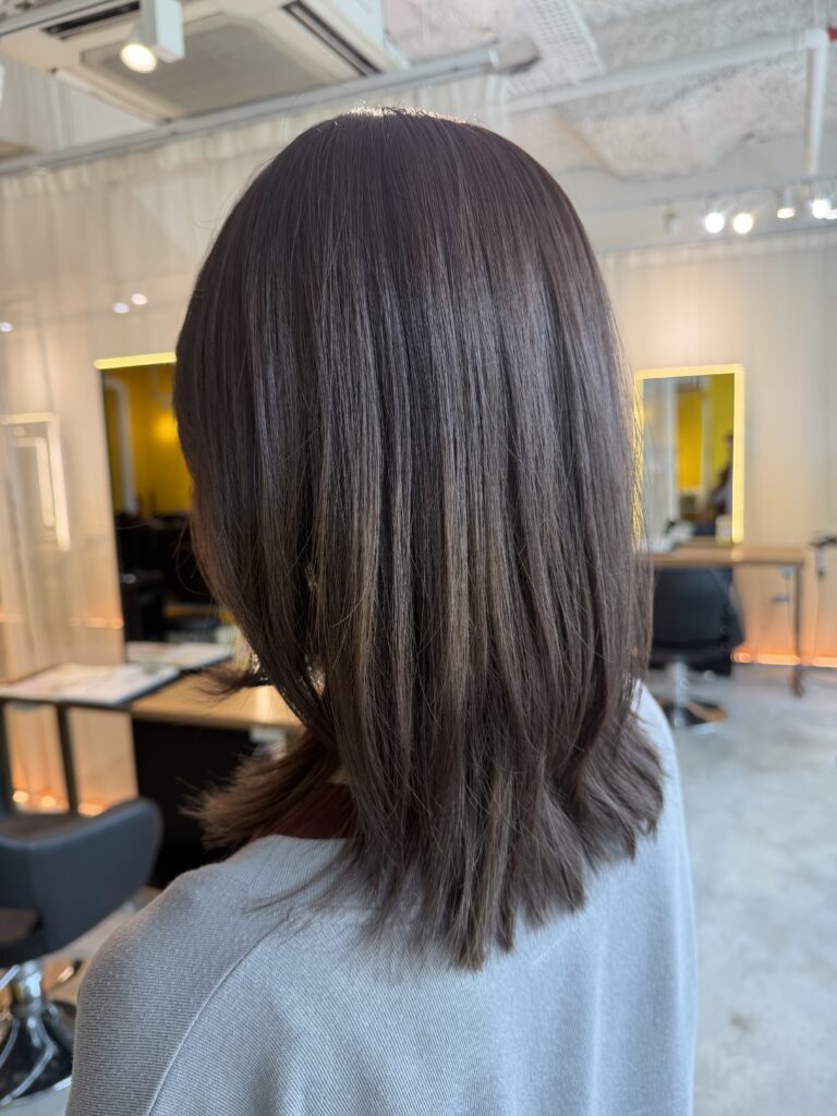 Dark Ash Layered Hair Color | Japanese Hair Salon Singapore 1 Dark ash layered medium hair with low-damage plex color at Japanese hair salon Singapore, bleach correction color, soft movement layer cut, glossy ash brown hair near Clarke Quay