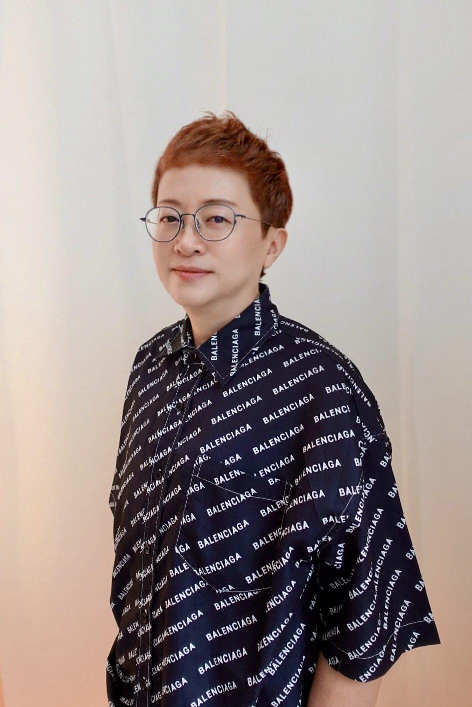 Ellen – 擅長剪髮與自然風造型的設計師（Colors Hair Salon Singapore）