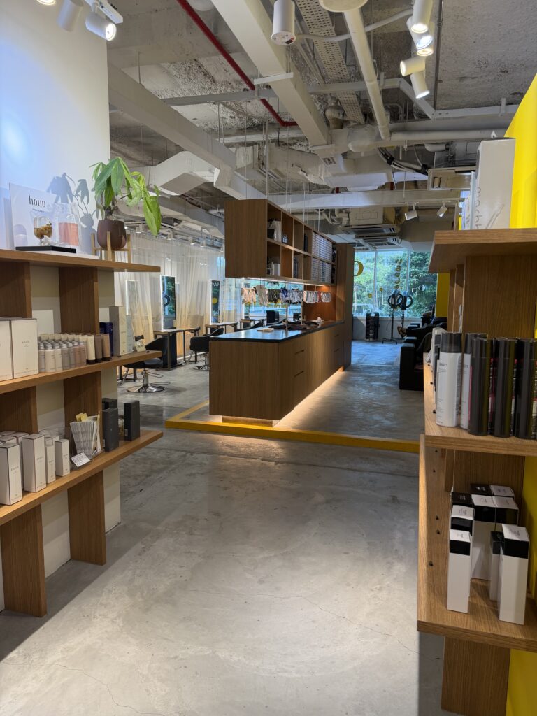 Open color lab inside Japanese hair salon in Singapore showcasing grey blending and bleach techniques