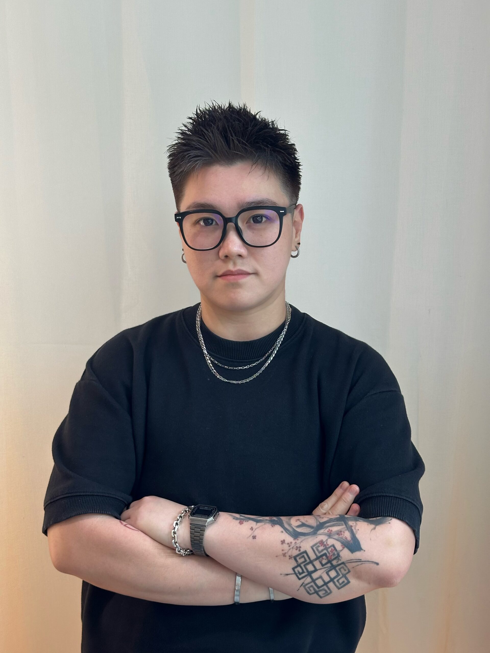 Faye – Specialist in Men's Haircuts and Japanese Head Spa at Colors Hair Salon Singapore