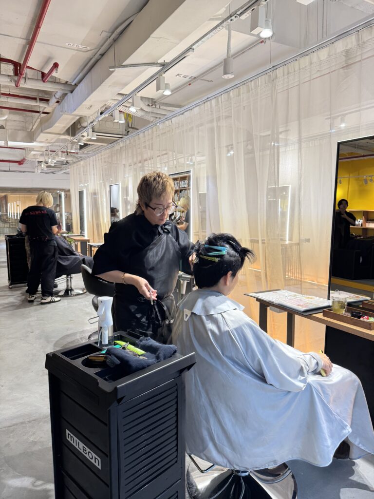 Men’s haircut by stylist Ellen using Japanese cutting techniques at Colors Japanese Hair Salon Singapore near Clarke Quay.