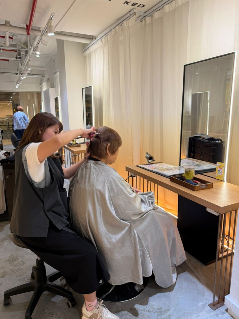 Precision haircut Singapore natural clean shape by Senior Stylist Sylvia Japanese Hair Salon Singapore Clarke Quay Chinatown