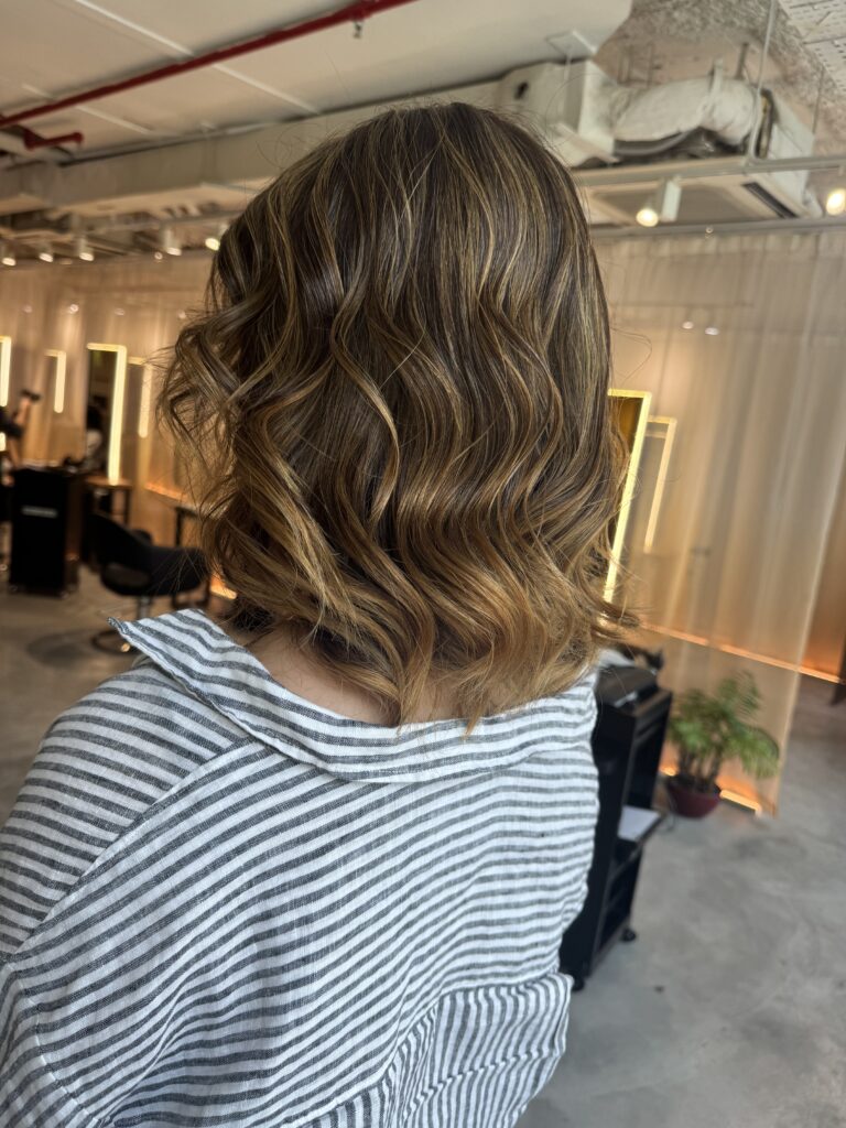 AirTouch Balayage Singapore | Low Damage Bleach | Japanese Hair Salon Singapore 1 AirTouch Balayage medium hair with low-damage bleach by Colorist Ura and Stylist Andy at Colors Japanese Hair Salon Singapore.